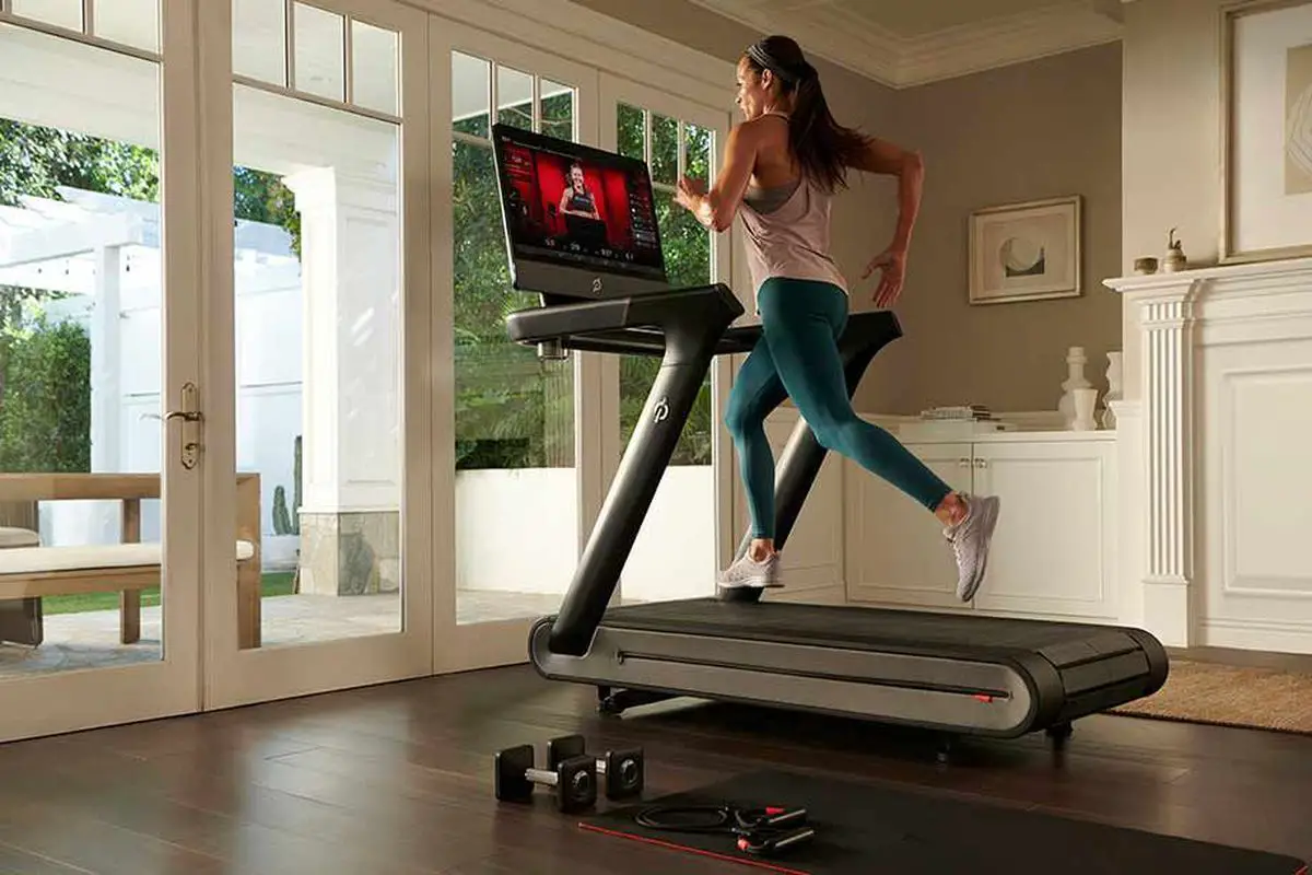 Peloton Workout Plan to Lose Weight 9 Tips by a Fit PRO
